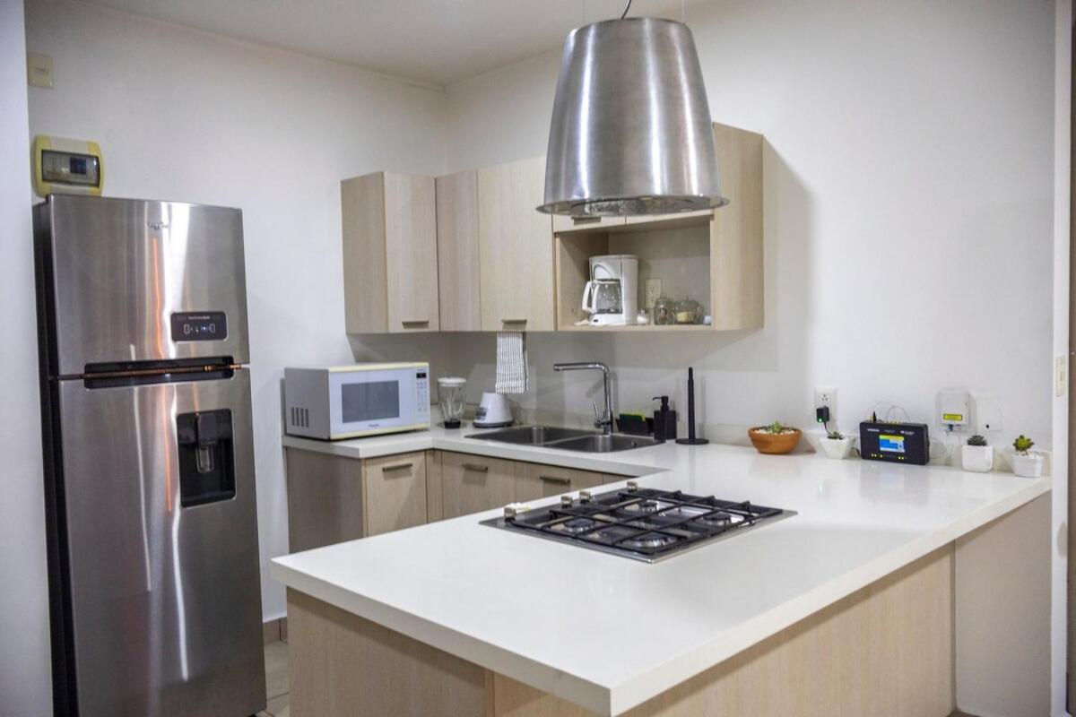 Loft In Front Of Alameda Apartment *